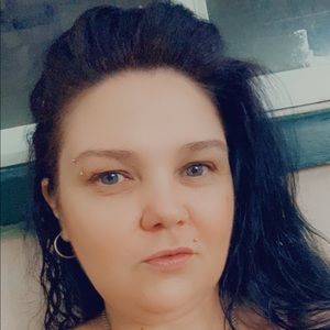 Meet your Posher, Peta